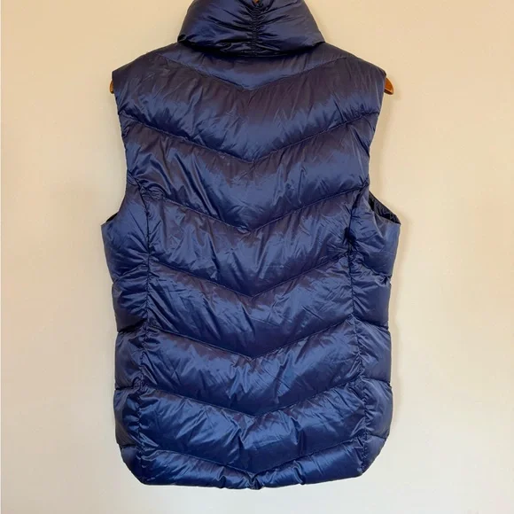 L.L. Bean Blue Quilted Puffer Vest - Picture 4 of 8